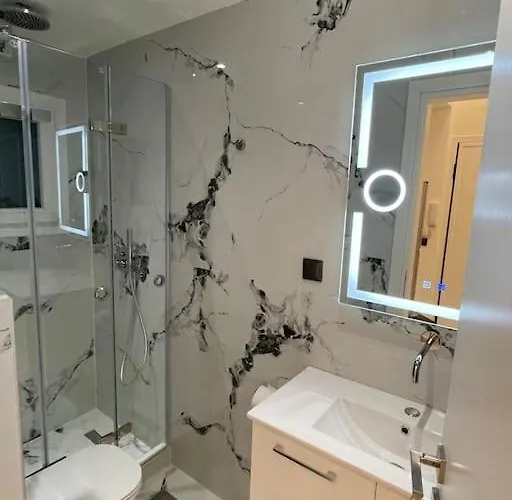 Luxury Next To Agias Sofias