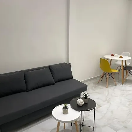 Luxury Next To Agias Sofias Apartment Thessaloniki